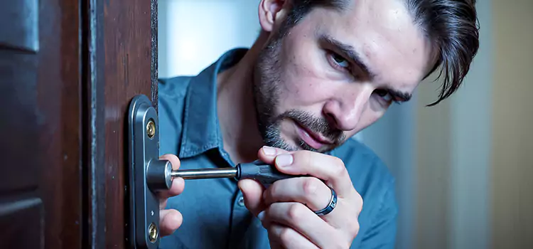 Eviction Locksmith Sainte-Brigitte-de-Laval