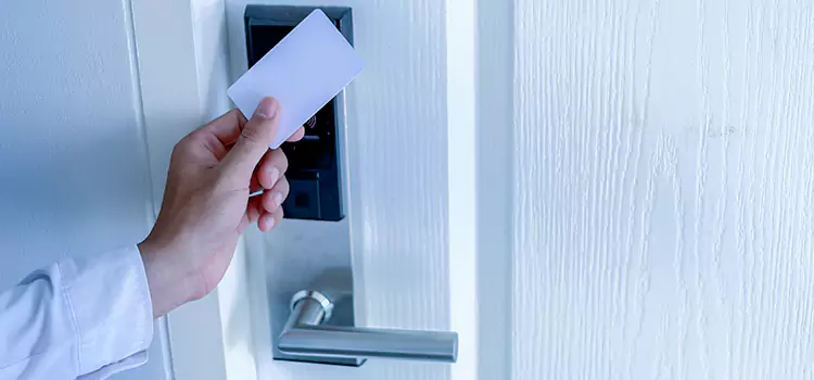Why Choose Us for Your Keycard Lock Installation in Sainte-Brigitte-de-Laval, QC?