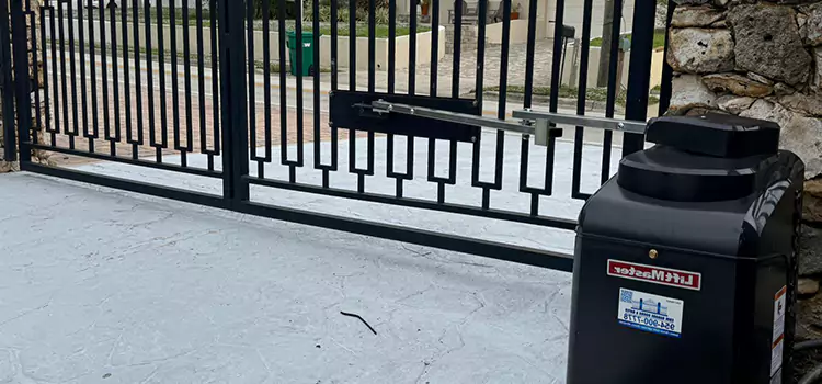 Seamless Installation and Support for Your New Gate in Sainte-Brigitte-de-Laval, QC