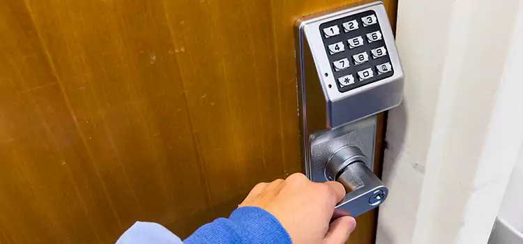 Why Choose Us for Your Keypad Lock Needs in Sainte-Brigitte-de-Laval, QC?